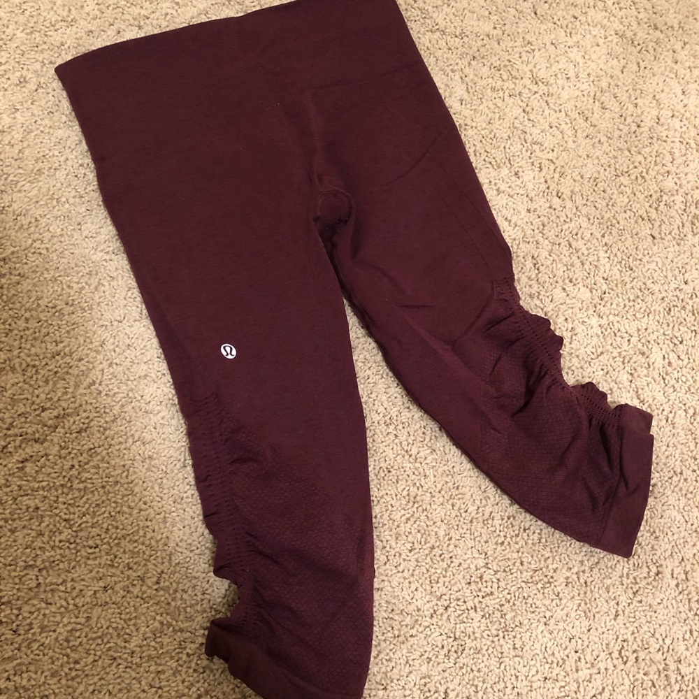 Lulu Lemon Maroon Cropped Leggings